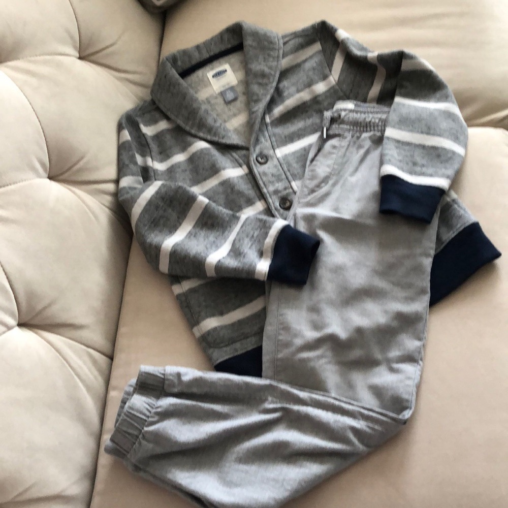 Old Navy Jogger and Sweater